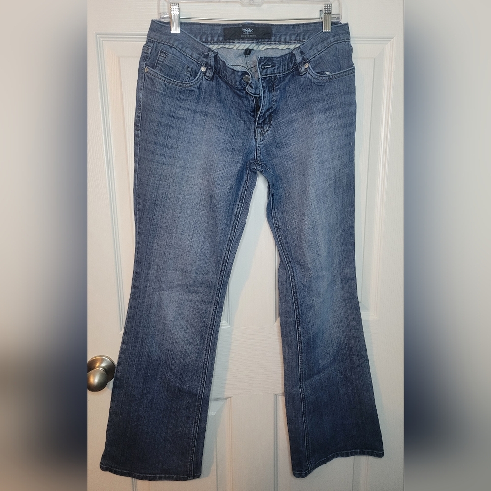 Mossimo Jeans Size 8 Bootcut Medium Wash
